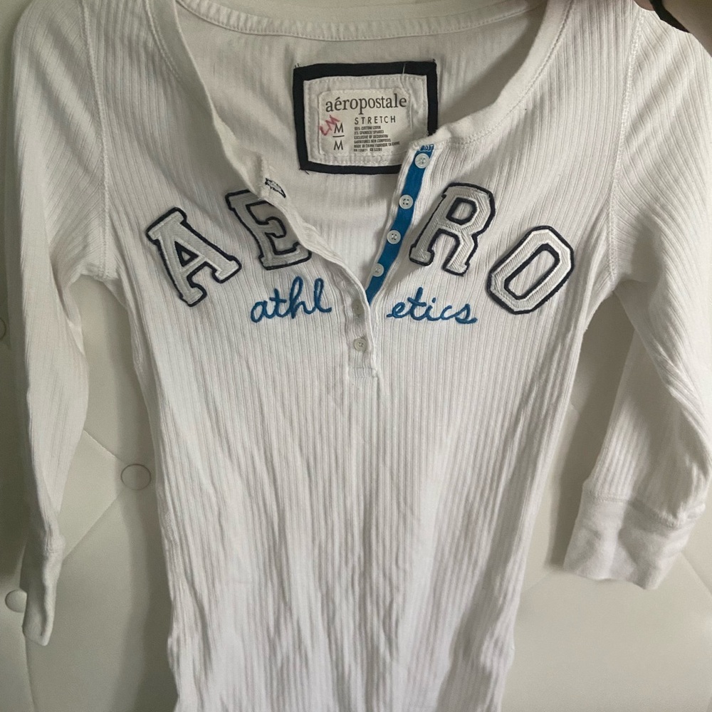 Aeropostale long sleeve t shirt